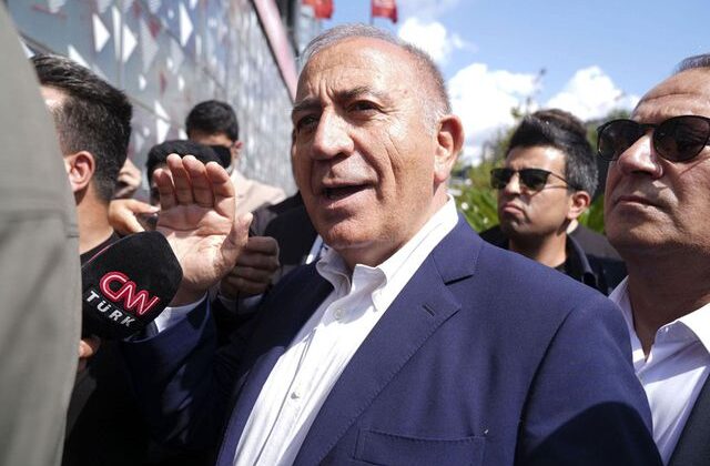 Gürsel Tekin’in kayyumluk görevi son buldu