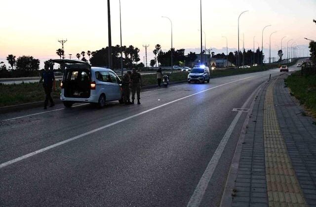 Hatay’da kontrolden çıkan motosiklet devrildi: 2 ölü