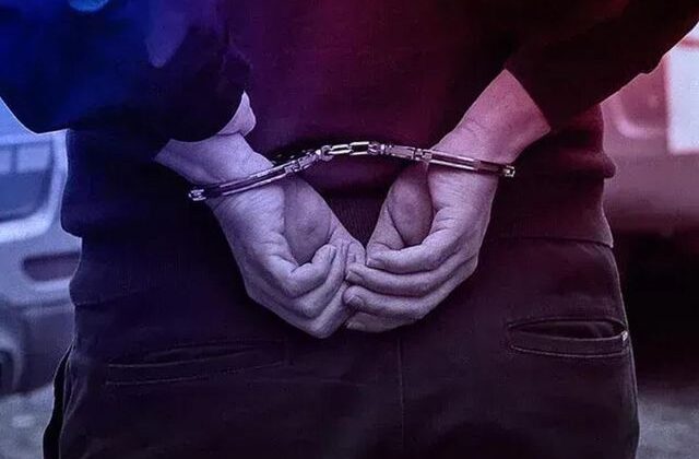 İBB’ye ve Üsküdar Belediyesi’ne peş peşe operasyon! 19 kişi gözaltına alındı