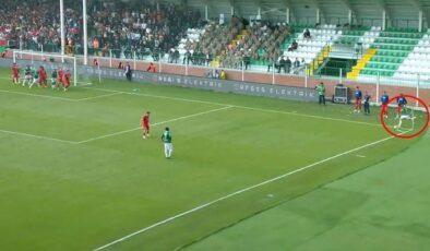 Iğdır FK’da Güray Vural, Amedspor’a kornerden gol attı