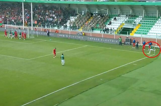 Iğdır FK’da Güray Vural, Amedspor’a kornerden gol attı