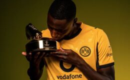 İlk görüşmeler yapıldı! Fenerbahçe golcü transferinde bombayı patlatıyor