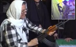 İran’da savaş alarmı! Sivillere AK-47 eğitimi veriliyor