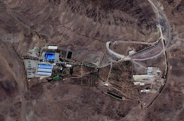İran’dan dikkat çeken hamle: Yerin altına gömülü füzeleri çıkarıyorlar