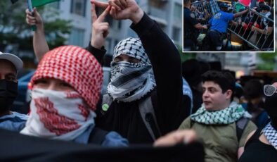 İsrail karşıtı kalabalık grup ABD’deki tarihi sinagoga saldırdı