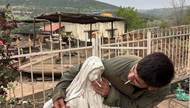 İsrail ordusunda kutsal değerlere bir saygısızlık daha: Bu kez Meryem Ana heykelini hedef aldılar