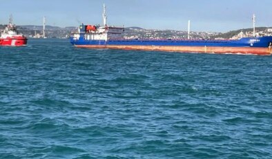 İstanbul Boğazı’nda gemi arızası! Trafik askıya alındı