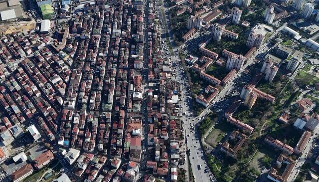 İstanbul’da hayatın iki farklı yüzü aynı karede