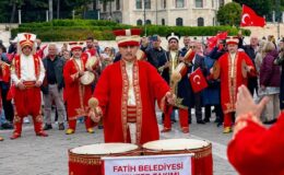İstanbul’da fetih coşkusu! Mehteran gösterisine yoğun ilgi