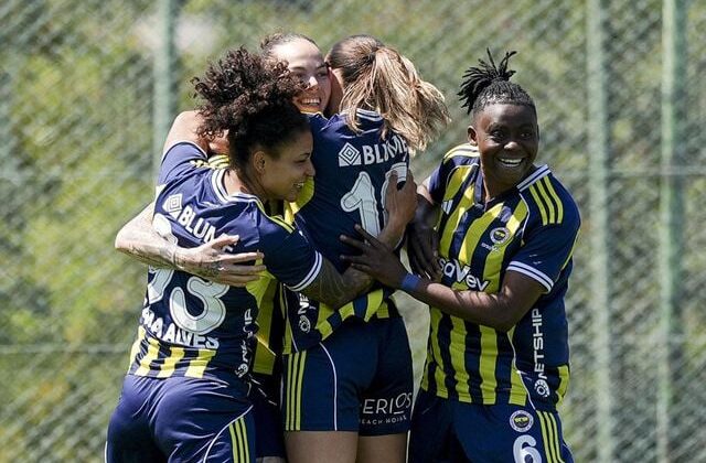Kadınlar Süper Lig şampiyonu Fenerbahçe arsaVev!