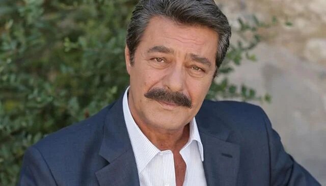 Kadir İnanır entübe edildi