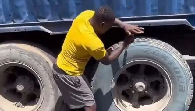 Kamyonun lastiğini bıçakladı, hayatının şokunu yaşadı