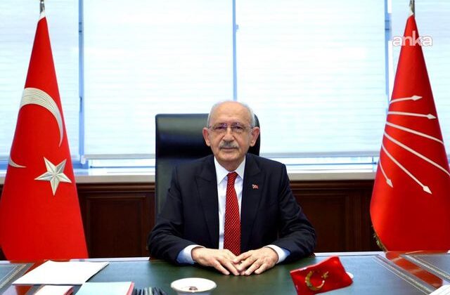 Kılıçdaroğlu 2,5 yıl sonra makam odasında! İlk fotoğraf geldi