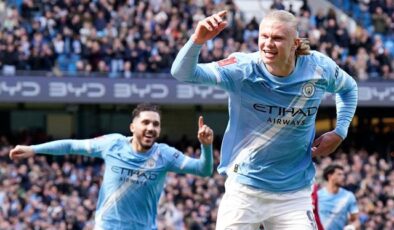 Kim Şampiyon olacak? Manchester City, Arsenal’in peşini bırakmıyor