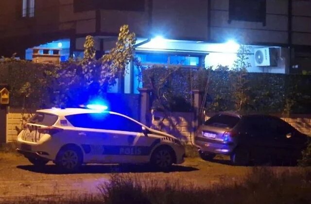 Sakarya’da karısını bıçaklayarak öldüren kişi intihar etti