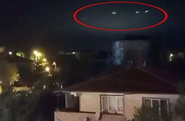 Sakarya’da gökyüzünde görülen ışıklar merak uyandırdı