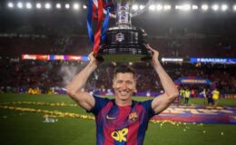 Lewandowski, Barcelona defterini resmen kapattı