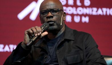 Lilian Thuram, futbolculara ırkçılık konusunda söz almaları için çağrı yaptı