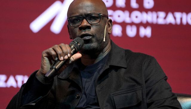 Lilian Thuram, futbolculara ırkçılık konusunda söz almaları için çağrı yaptı