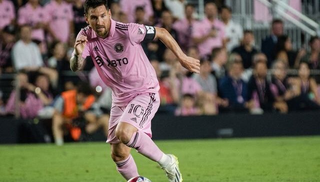 Lionel Messi, 3-0 öne geçtiği maçta kabusu yaşadı