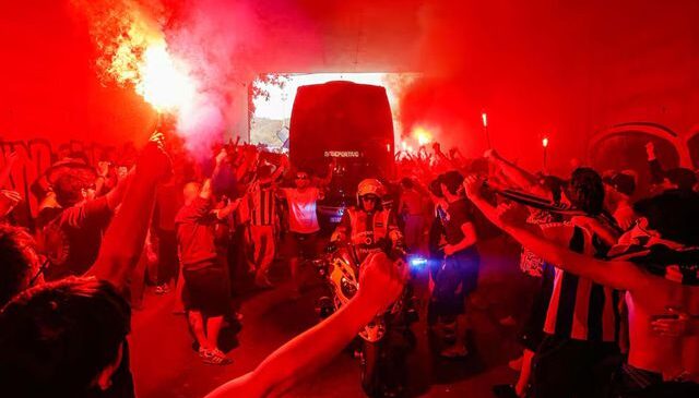 ‘Los Turcos’ lakaplı Deportivo La Coruna 8 yıl sonra yeniden La Liga’da