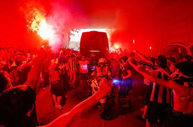 ‘Los Turcos’ lakaplı Deportivo La Coruna 8 yıl sonra yeniden La Liga’da