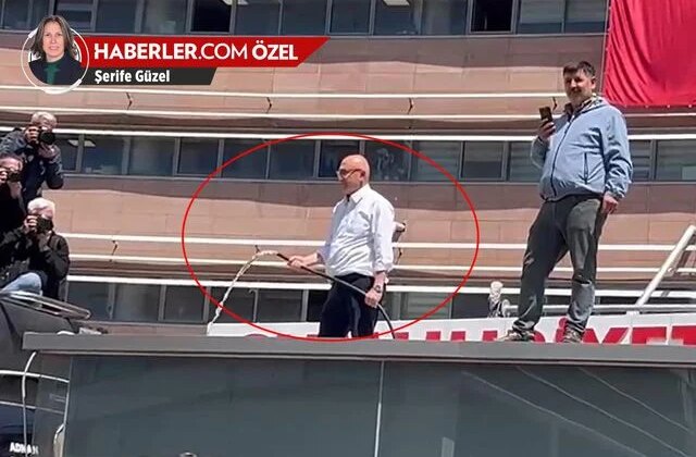 Mahmut Tanal elinde hortumla otobüsün üzerine çıktı: Açın suyu