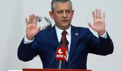 “Makam aracı” tartışmasında Özel’den zehir zemberek sözler: Kılavuzu karga olanın…