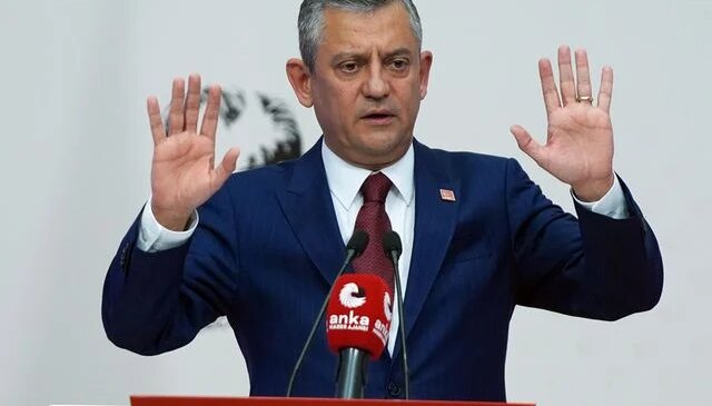 “Makam aracı” tartışmasında Özel’den zehir zemberek sözler: Kılavuzu karga olanın…