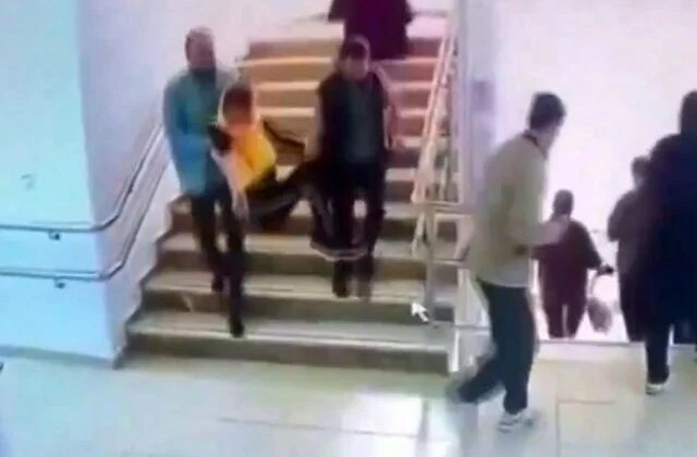 Malatya’da öğrencilerin deprem tahliyesi kamerada