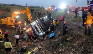 Malatya’da yolcu otobüsü şarampole devrildi: 4 ölü, 15 yaralı