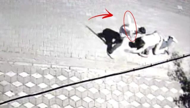 “Kız meselesi” yüzünden genci öldüresiye dövüp 6 yerinden bıçakladılar