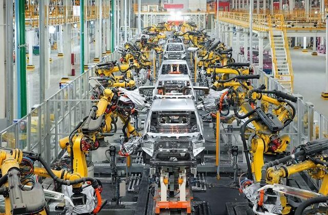 Manisa’da fabrika kuracaktı! Otomotiv devinin yeni adresi belli oldu