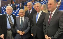 AK Parti ve CHP anlaştı! Mansur Yavaş, Tarihi Kentler Birliği Başkanı seçildi