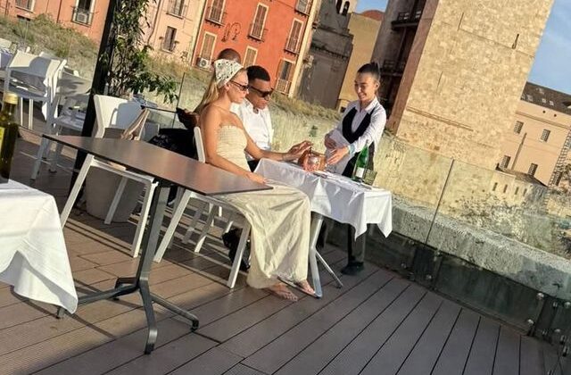 Mbappe ve Ester Exposito, İtalya’da tatile çıktı