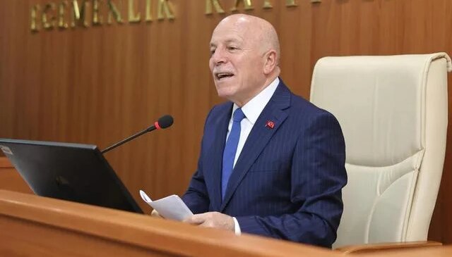 Mehmet Sekmen, hediyelik eşyalara 12,5 milyon TL harcandığını doğruladı