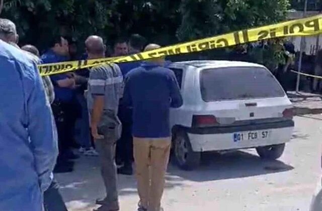 Tarsus’ta genç adam aracında ölü bulundu