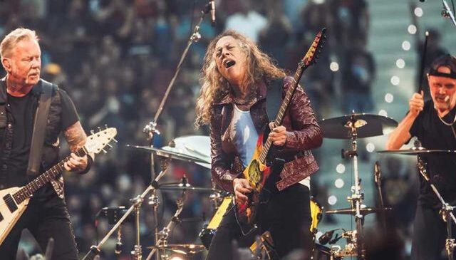 Metallica konseri Yunanistan’da mikro depreme sebep oldu