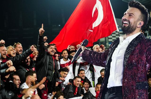 Milli takım için marş yazacak mı? Tarkan net konuştu