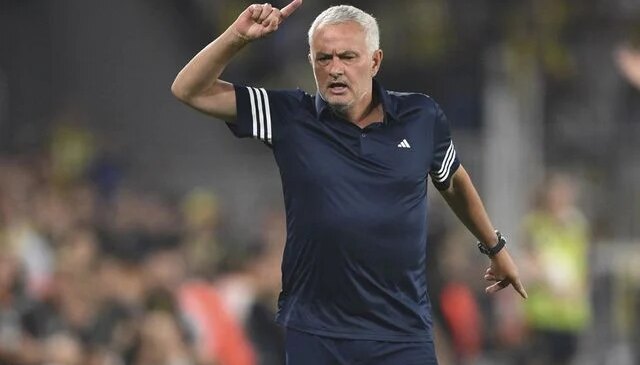 Mourinho üzgün! Namağlup tamamladığı ligi kaçıncı bitirdiğine inanamayacaksınız