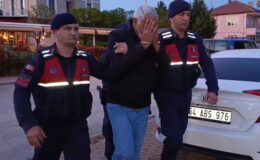 Öğrencilere istismarda bulunan bakkal kamera kayıtlarından yakalandı