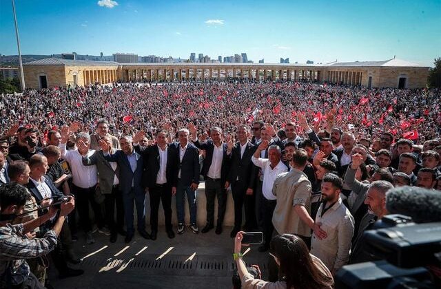 Özgür Özel’in yanında saf tutan milletvekilleri belli oldu