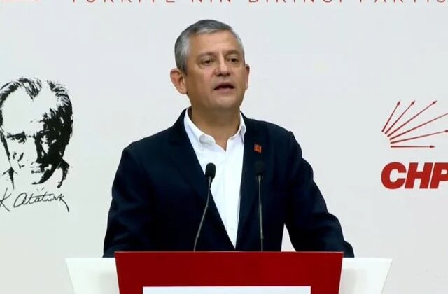 Mutlak butlan kararının ardından Özgür Özel’den açıklama: Sonuna kadar direneceğiz