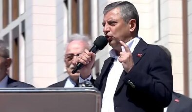 Özgür Özel geri adım atmıyor! Meydandan Akın Gürlek’e çağrı yaptı