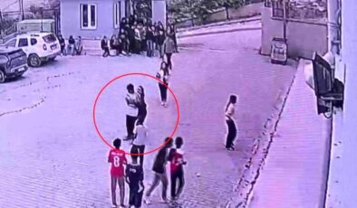 Hatay’da boğazına poğaça kaçan öğrencisini Heimlich manevrasıyla kurtardı