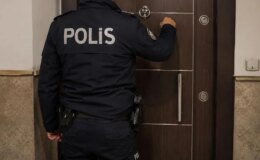 Polis memuru, baskına gittiği evdeki genç kadına tecavüze kalkıştı