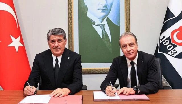 Portekiz’e uçtular! Beşiktaş yeni hocasına kavuşmaya hazırlanıyor