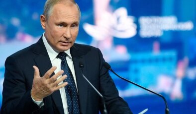 Putin, Zafer Günü vesilesiyle 8-9 Mayıs’ta Ukrayna’da ateşkes ilan etti