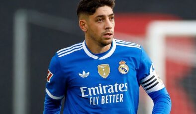 Real Madrid’de kafa travması geçiren Valverde’nin sahalardan uzak kalacağı süre belli oldu