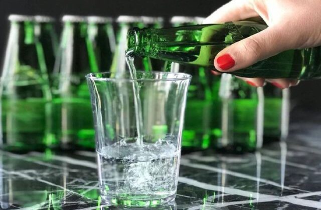 Rusya, Ermenistan’dan gelen milyonlarca şişe maden suyunun satışını yasakladı